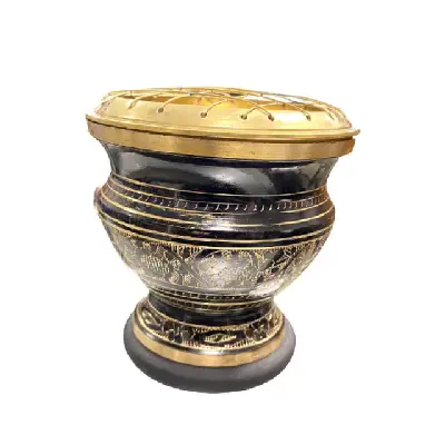 Engraved-Brass-Burner-with-Screen-1.webp Engraved Brass Burner with Screen